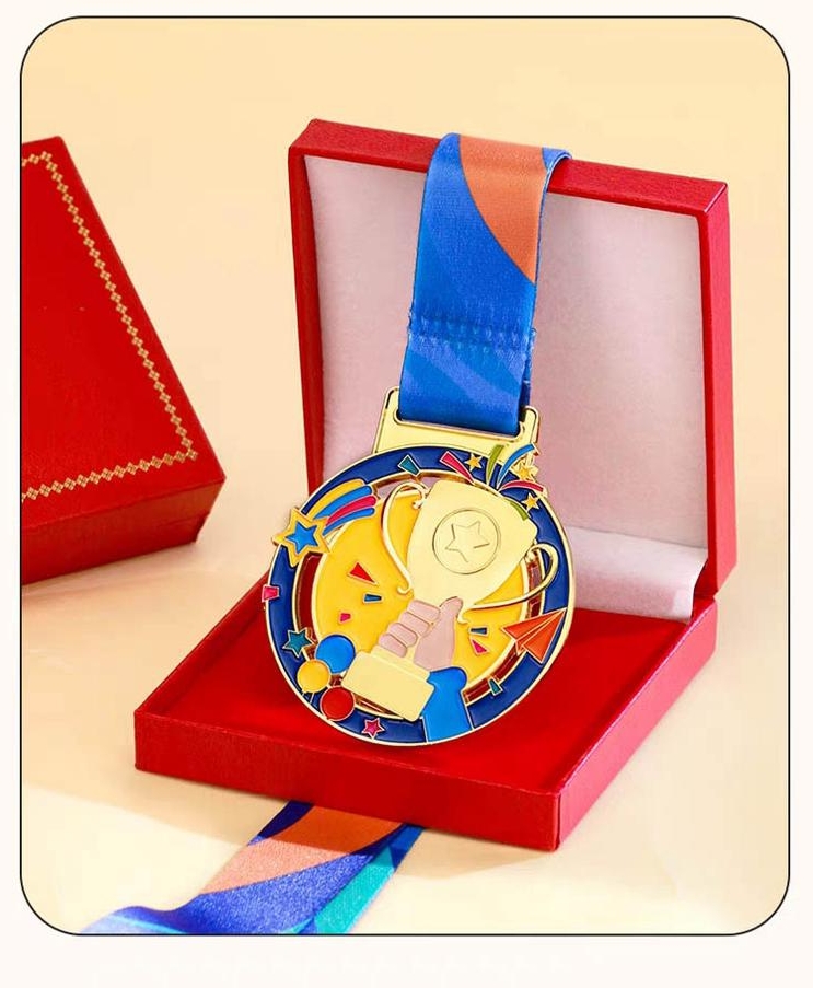 Orpinegift Children's Painted Medal 7.jpeg